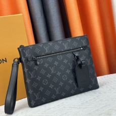 Louis Vuitton Clutch Bags